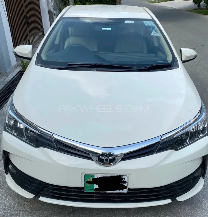 Toyota Corolla 2017 for Sale in Lahore Image-1
