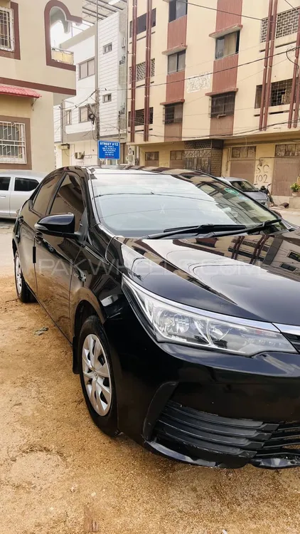 Toyota Corolla 2019 for Sale in Karachi Image-1