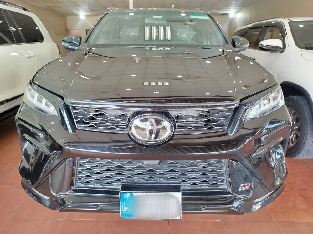 ٹویوٹا فورچیونر 2025 for Sale in ملتان Image-1