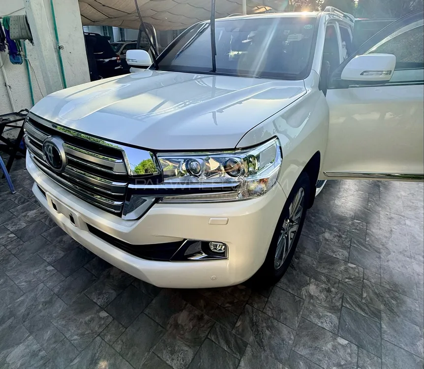 Toyota Land Cruiser 2020 for Sale in Lahore Image-1