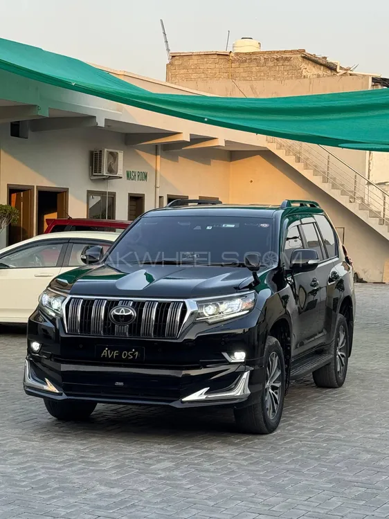 Toyota Prado 2019 for Sale in Hassan abdal Image-1
