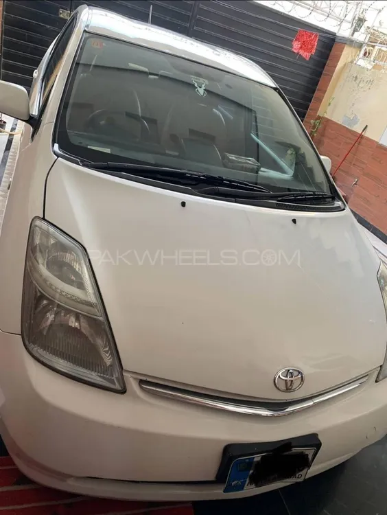 Toyota Prius 2010 for Sale in Islamabad Image-1