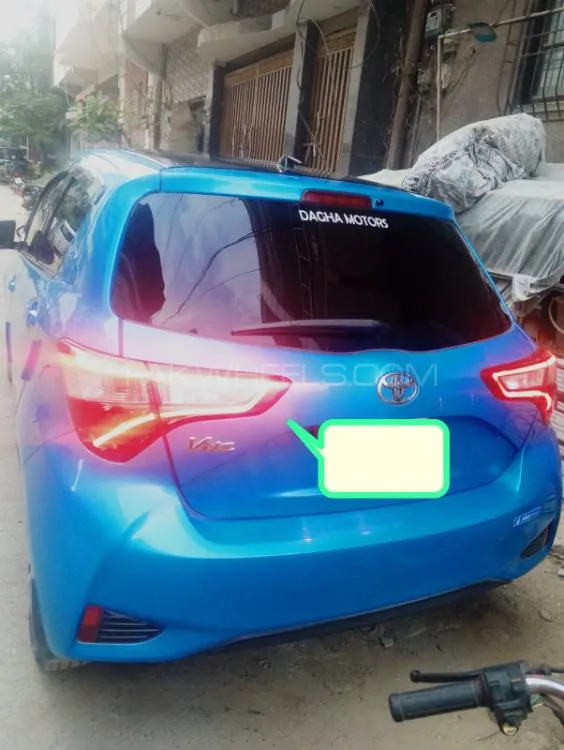 Toyota Vitz 2019 for Sale in Karachi Image-1