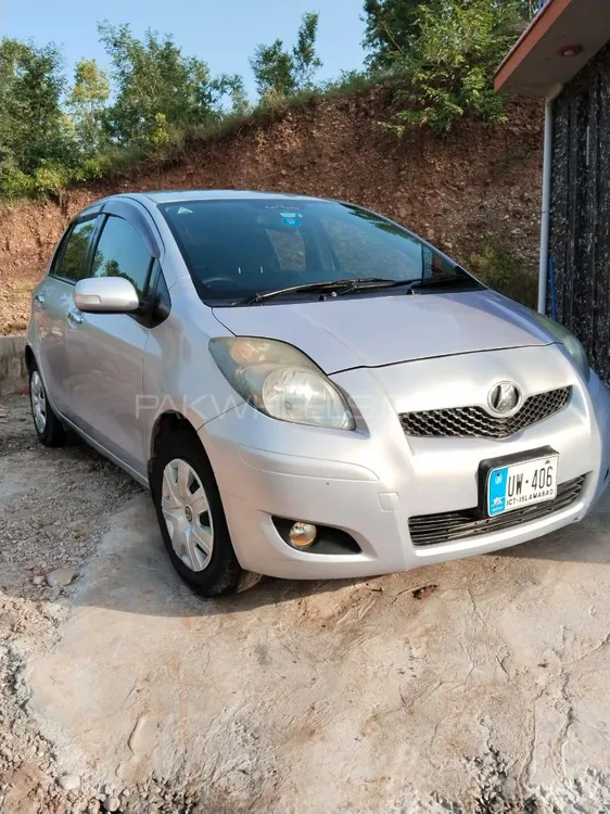 Toyota Vitz 2010 for Sale in Islamabad Image-1