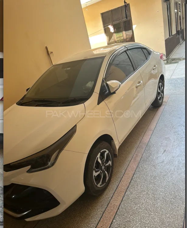 Toyota Yaris Sedan 2025 for Sale in Lahore Image-1