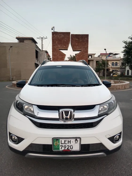 Honda BR-V 2017 for Sale in Lahore Image-1