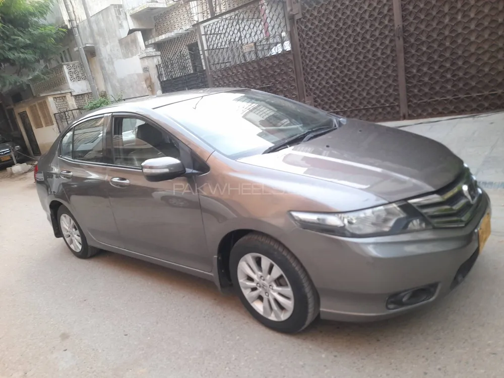Honda City 2016 for Sale in Karachi Image-1