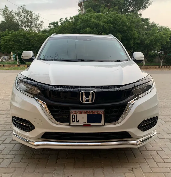 Honda Vezel 2018 for Sale in Karachi Image-1
