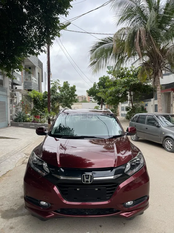 Honda Vezel 2015 for Sale in Karachi Image-1