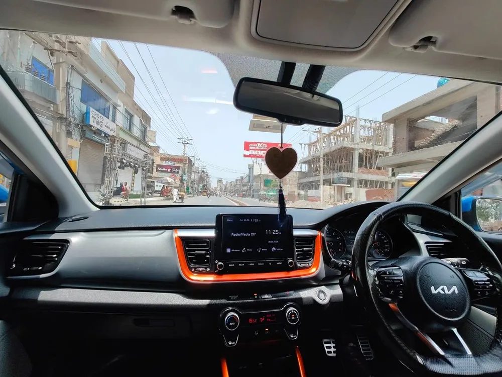 KIA Stonic 2023 for Sale in Sialkot Image-1
