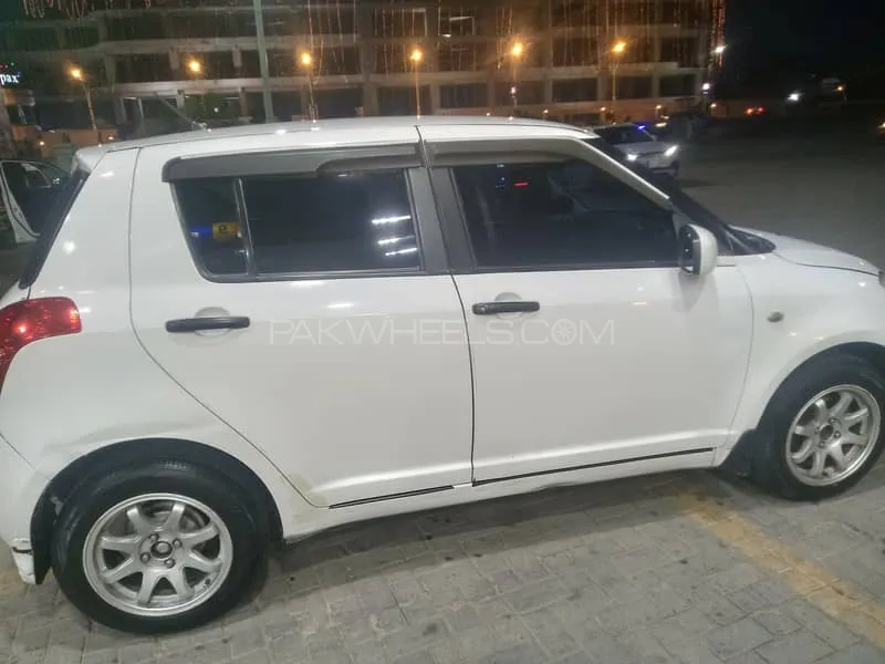 Suzuki Swift 2012 for Sale in Islamabad Image-1
