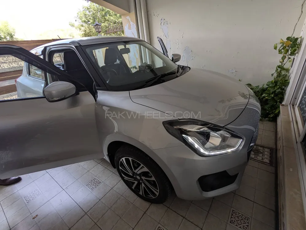 Suzuki Swift 2025 for Sale in Islamabad Image-1