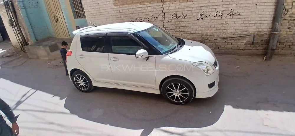Suzuki Swift 2005 for Sale in Quetta Image-1