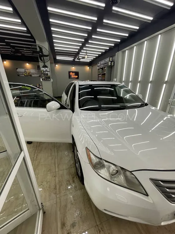 Toyota Camry 2004 for Sale in Abbottabad Image-1