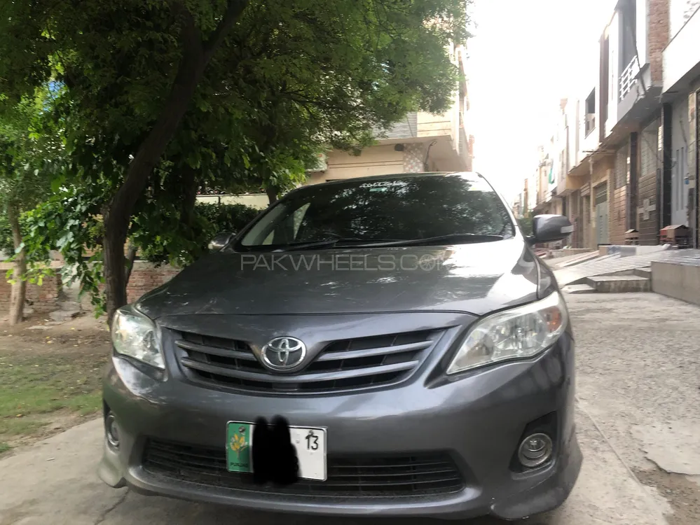 Toyota Corolla 2013 for Sale in Faisalabad Image-1