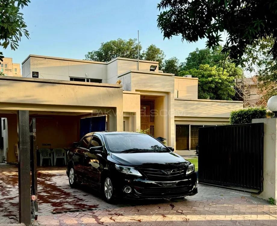 Toyota Corolla 2009 for Sale in Lahore Image-1