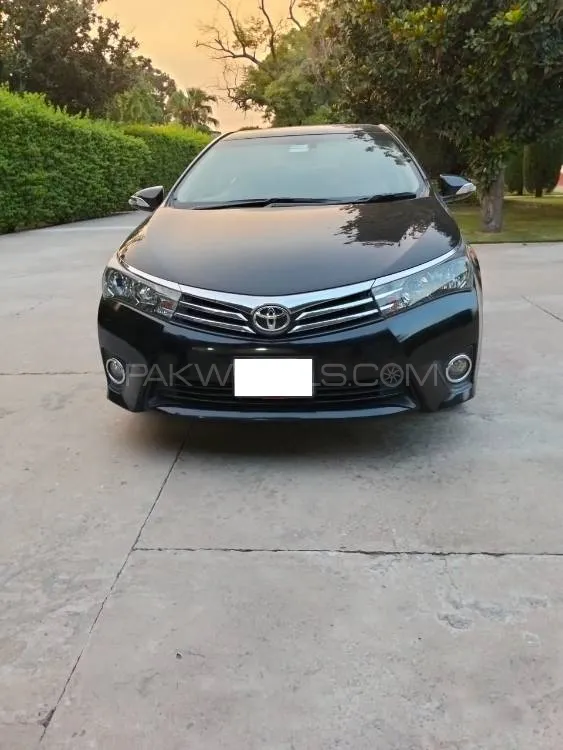 Toyota Corolla 2015 for Sale in Islamabad Image-1