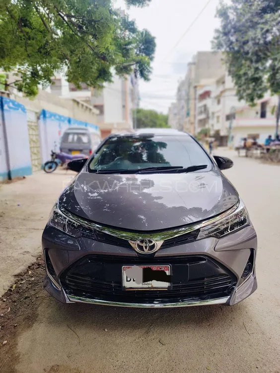Toyota Corolla 2016 for Sale in Karachi Image-1