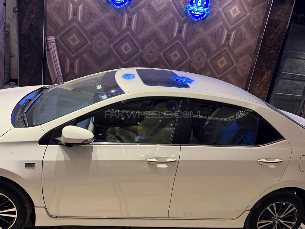 Toyota Corolla 2019 for Sale in Mian Wali Image-1