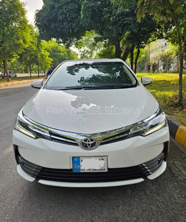 Toyota Corolla 2020 for Sale in Islamabad Image-1