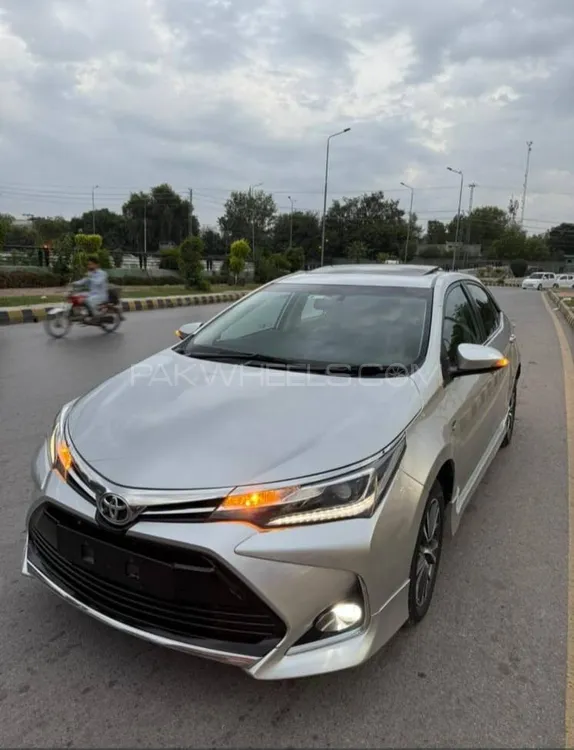 Toyota Corolla 2022 for Sale in Peshawar Image-1
