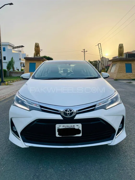 Toyota Corolla 2023 for Sale in Multan Image-1