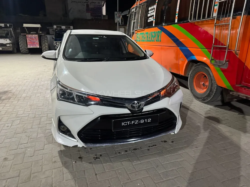 Toyota Corolla 2015 for Sale in Alipur Chatta Image-1