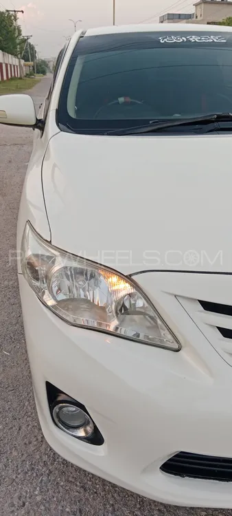 Toyota Corolla 2013 for Sale in Nowshera Image-1