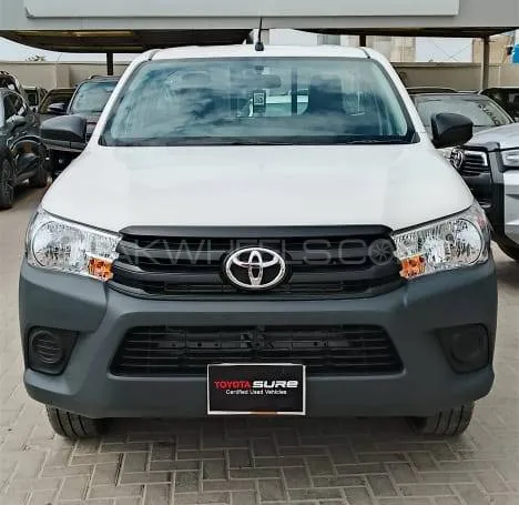 Toyota Hilux 2025 for Sale in Karachi Image-1