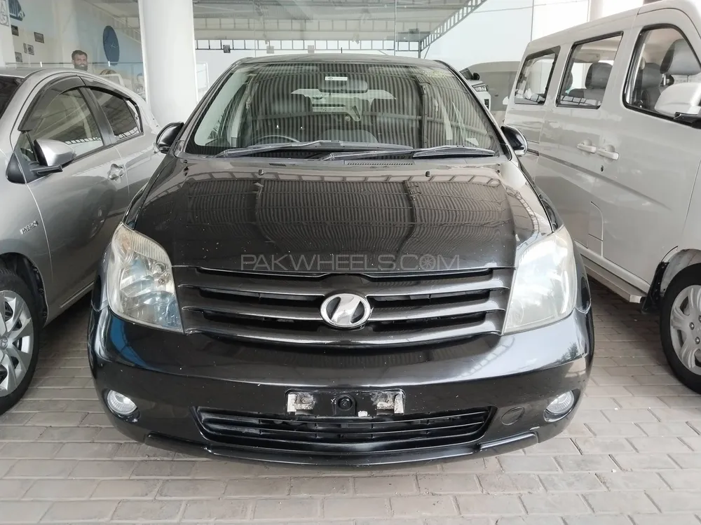 Toyota IST 2006 for Sale in Islamabad Image-1