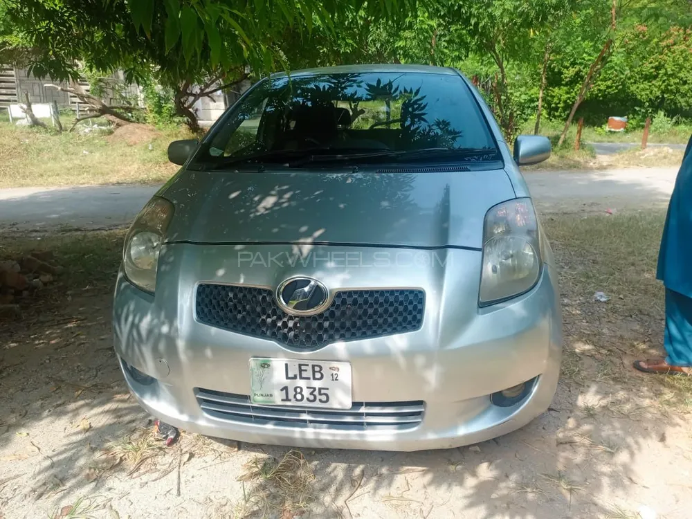 Toyota Vitz 2007 for Sale in Islamabad Image-1