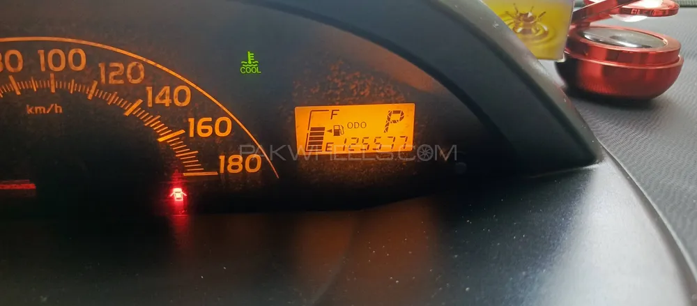 Toyota Vitz 2012 for Sale in Lahore Image-1