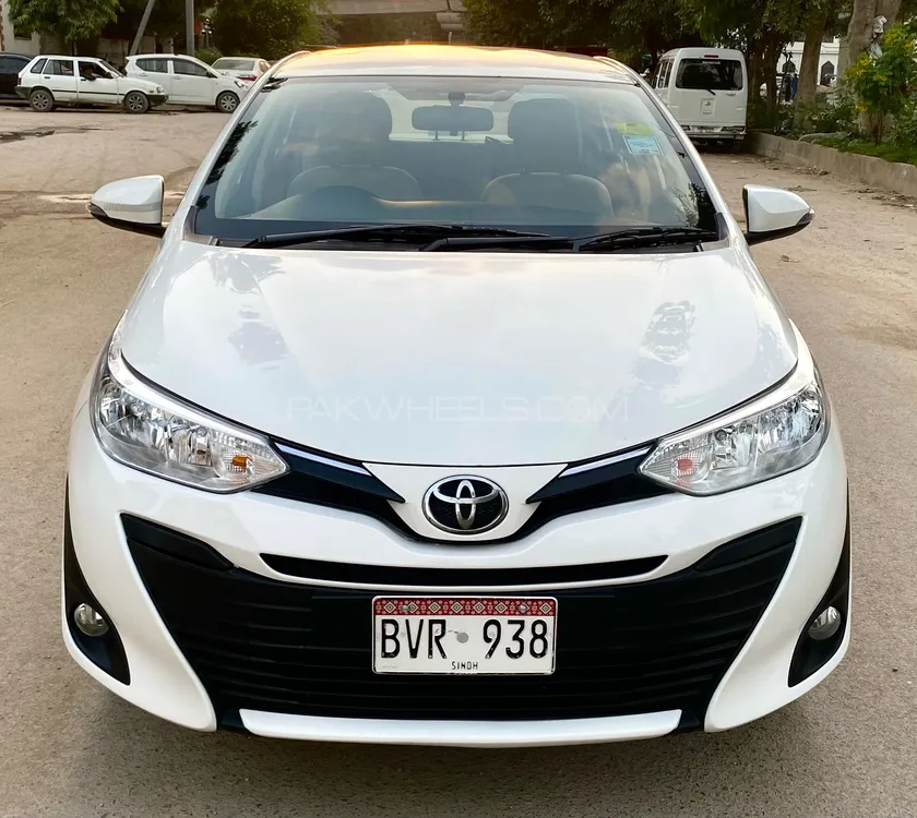 Toyota Yaris Sedan 2021 for Sale in Karachi Image-1
