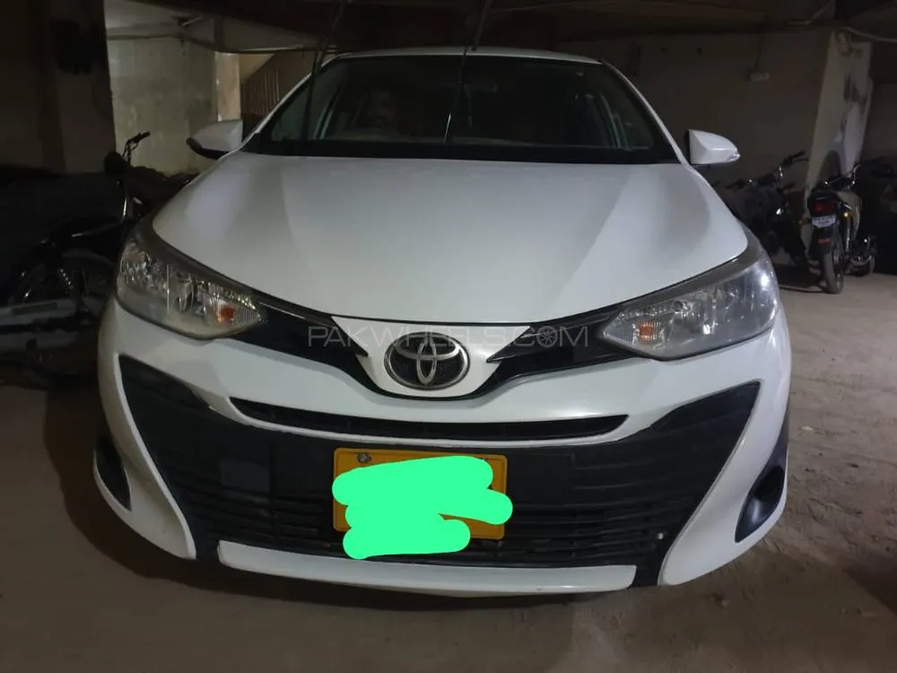 Toyota Yaris Sedan 2021 for Sale in Karachi Image-1