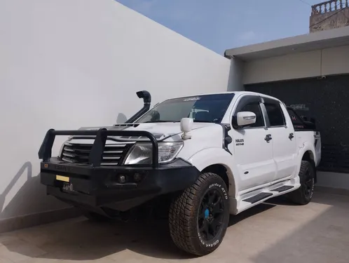 Toyota Hilux Vigo Champ G 2010