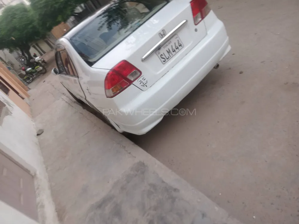 Honda Civic 2004 for Sale in Sahiwal Image-1