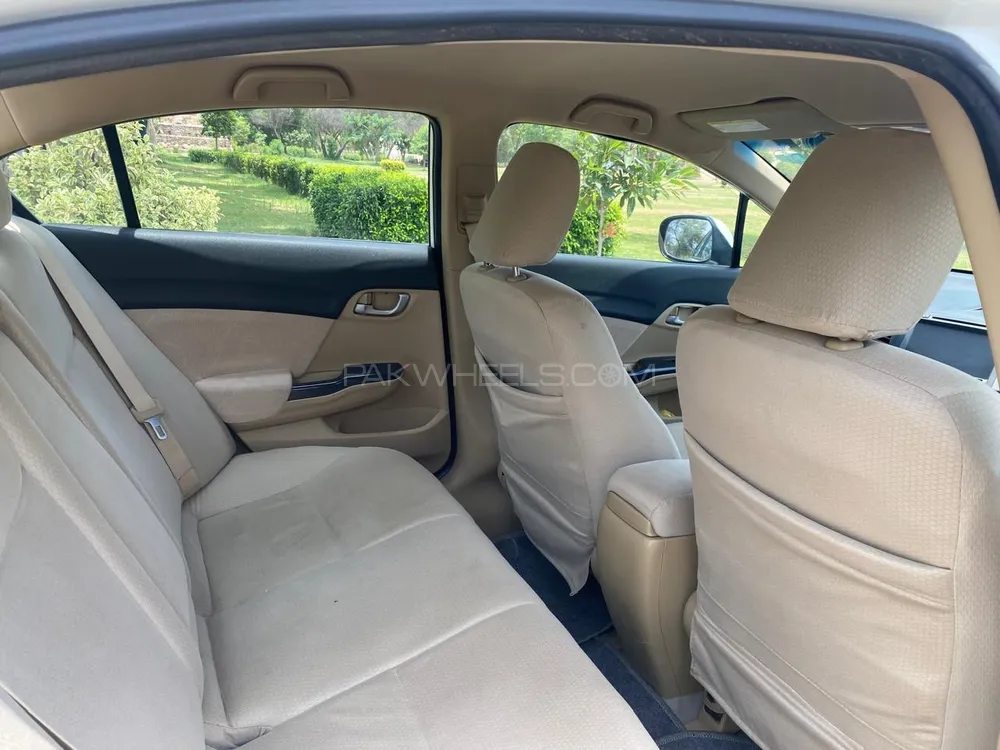 Honda Civic 2013 for Sale in Bahawalpur Honda Civic 2013 for Sale in Bahawalpur Image-5