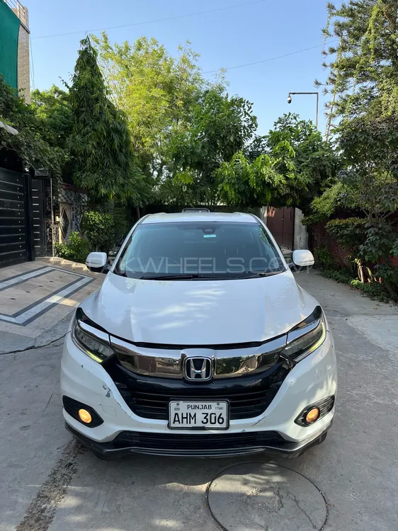 Honda Vezel 2019 for Sale in Lahore Image-1