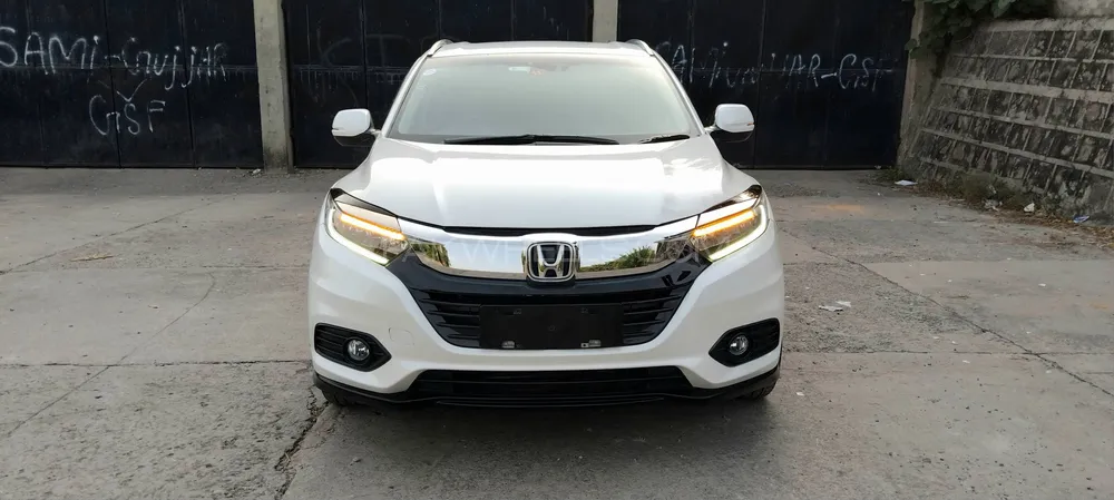 Honda Vezel 2014 for Sale in Islamabad Image-1
