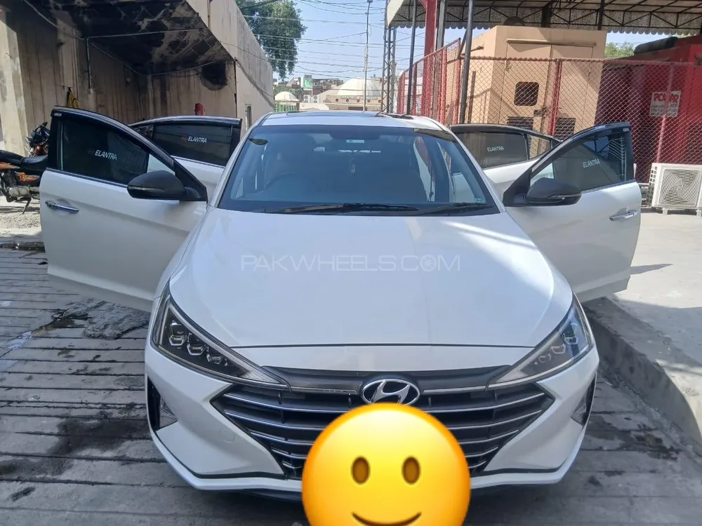 Hyundai Elantra 2021 for Sale in Lahore Image-1