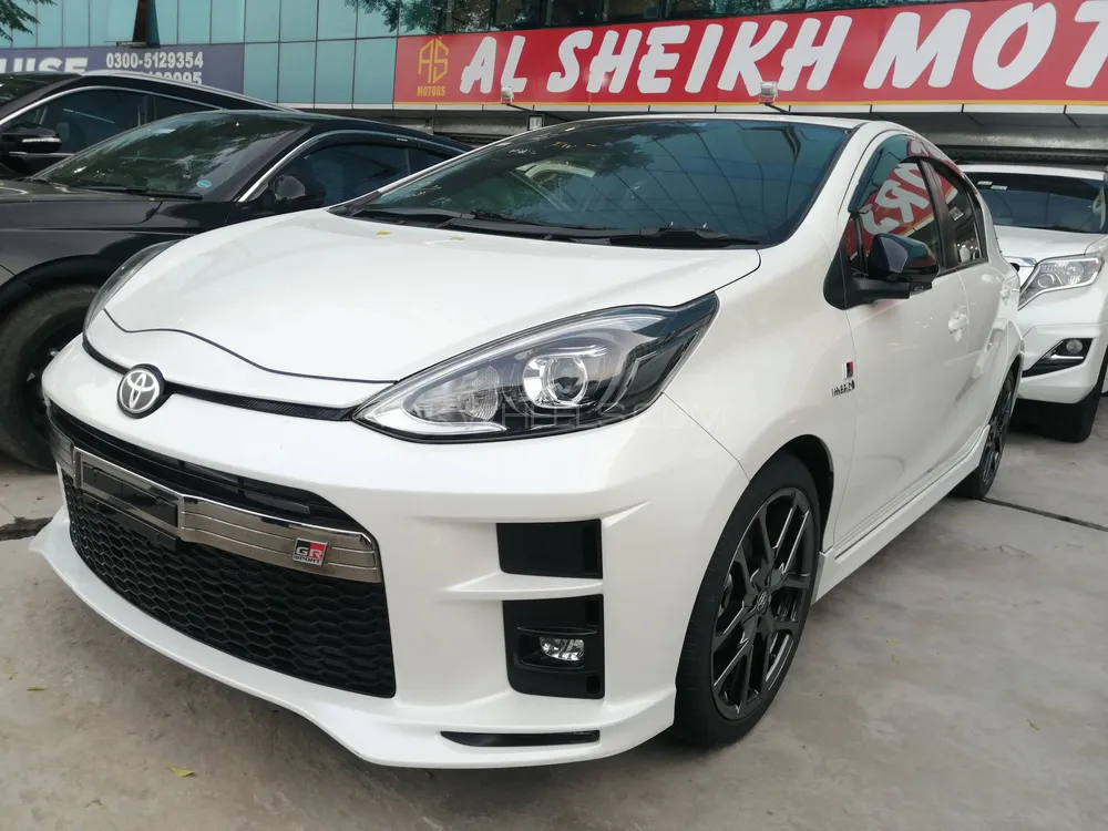 Toyota Aqua 2021 for Sale in Islamabad Image-1