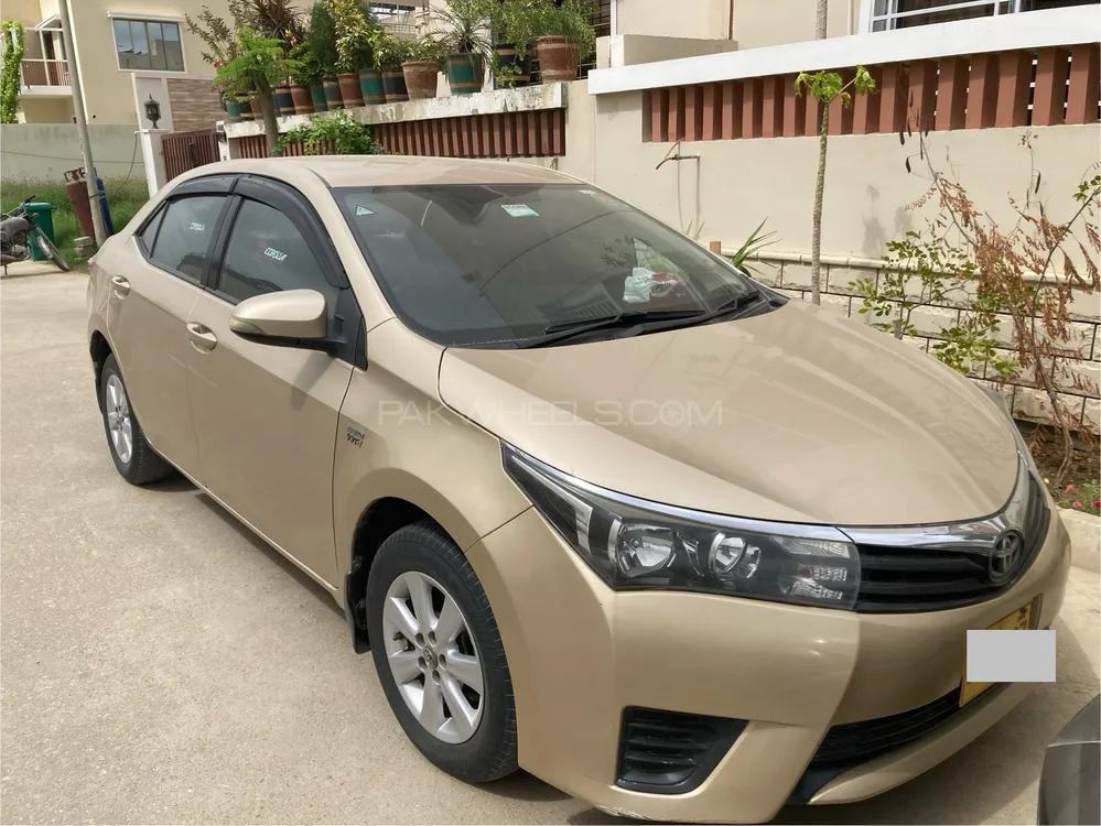 Toyota Corolla 2016 for Sale in Karachi Image-1
