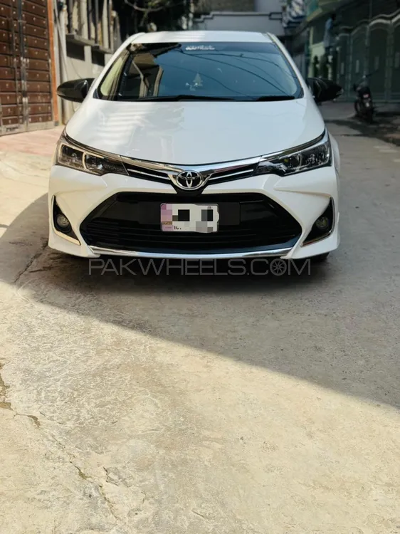 Toyota Corolla 2017 for Sale in Islamabad Image-1