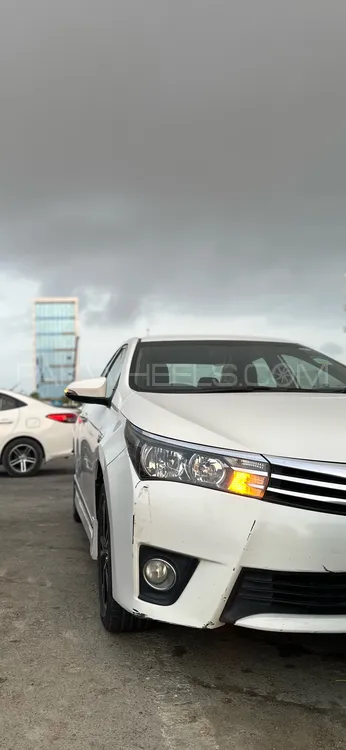 Toyota Corolla 2016 for Sale in Karachi Image-1