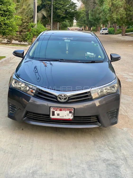 Toyota Corolla 2017 for Sale in Karachi Image-1