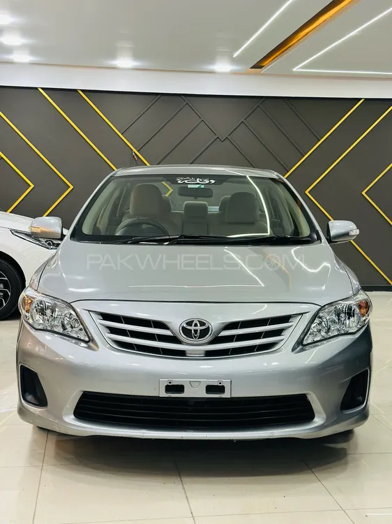 Toyota Corolla 2013 for Sale in Islamabad Image-1
