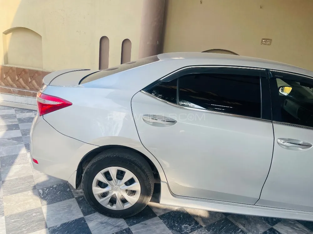 Toyota Corolla 2016 for Sale in Sheikhupura Image-1