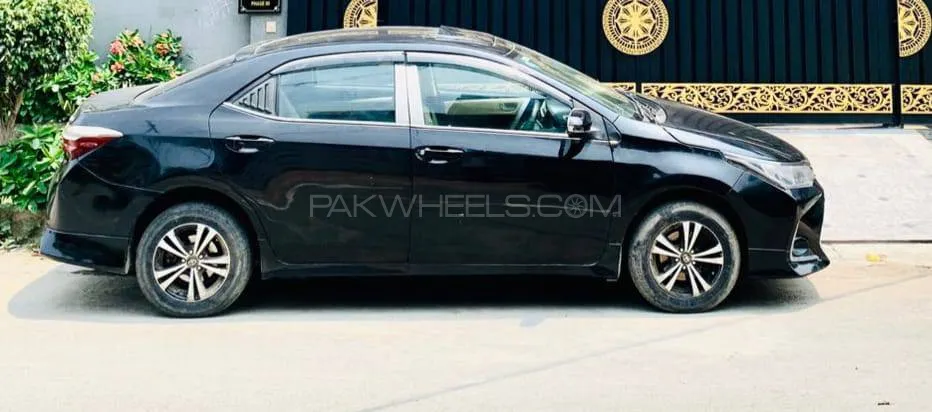 Toyota Corolla 2019 for Sale in Lahore Image-1