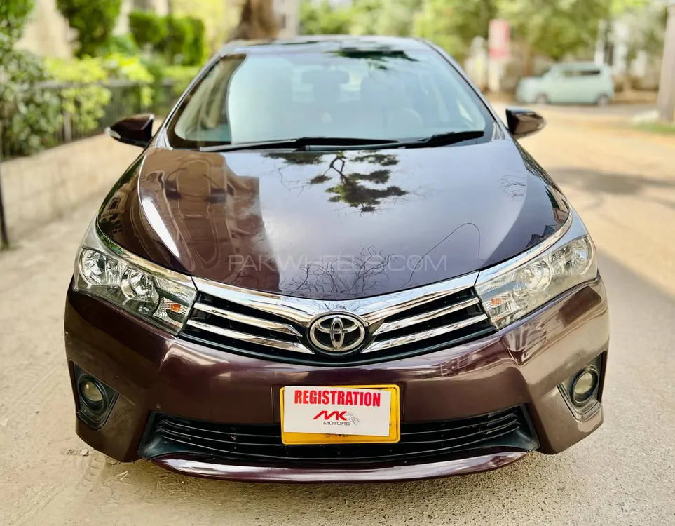 Toyota Corolla 2015 for Sale in Karachi Image-1