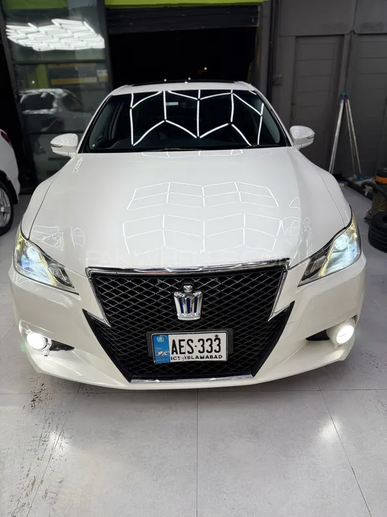 Toyota Crown 2013 for Sale in Islamabad Image-1